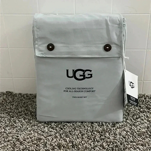 UGG Alahna Twin XL Sheet Set Cooling Technology For Comfort - Picture 1 of 5